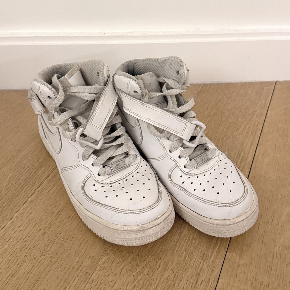 high top air force ones (youth 6/women's 8)